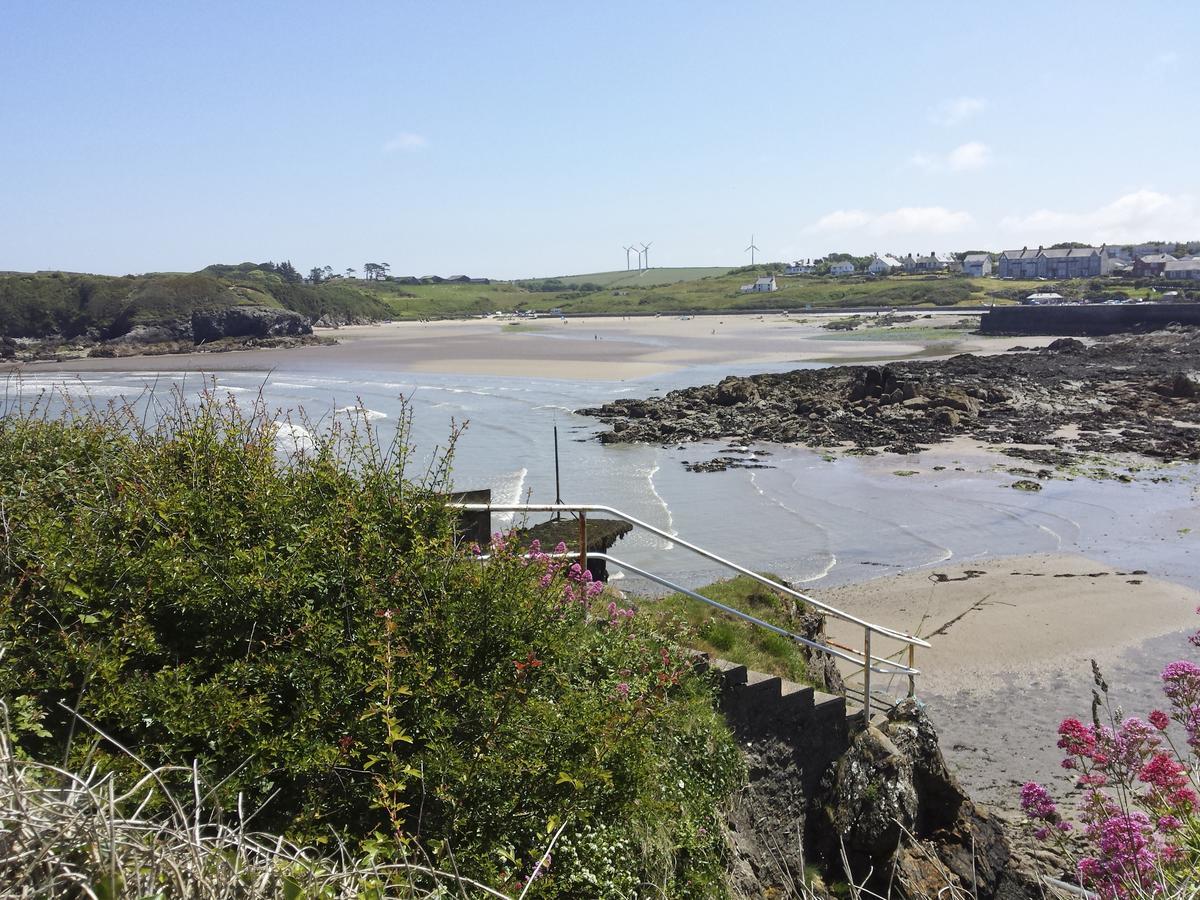 Angorfa Villa Cemaes Bay Exteriör bild