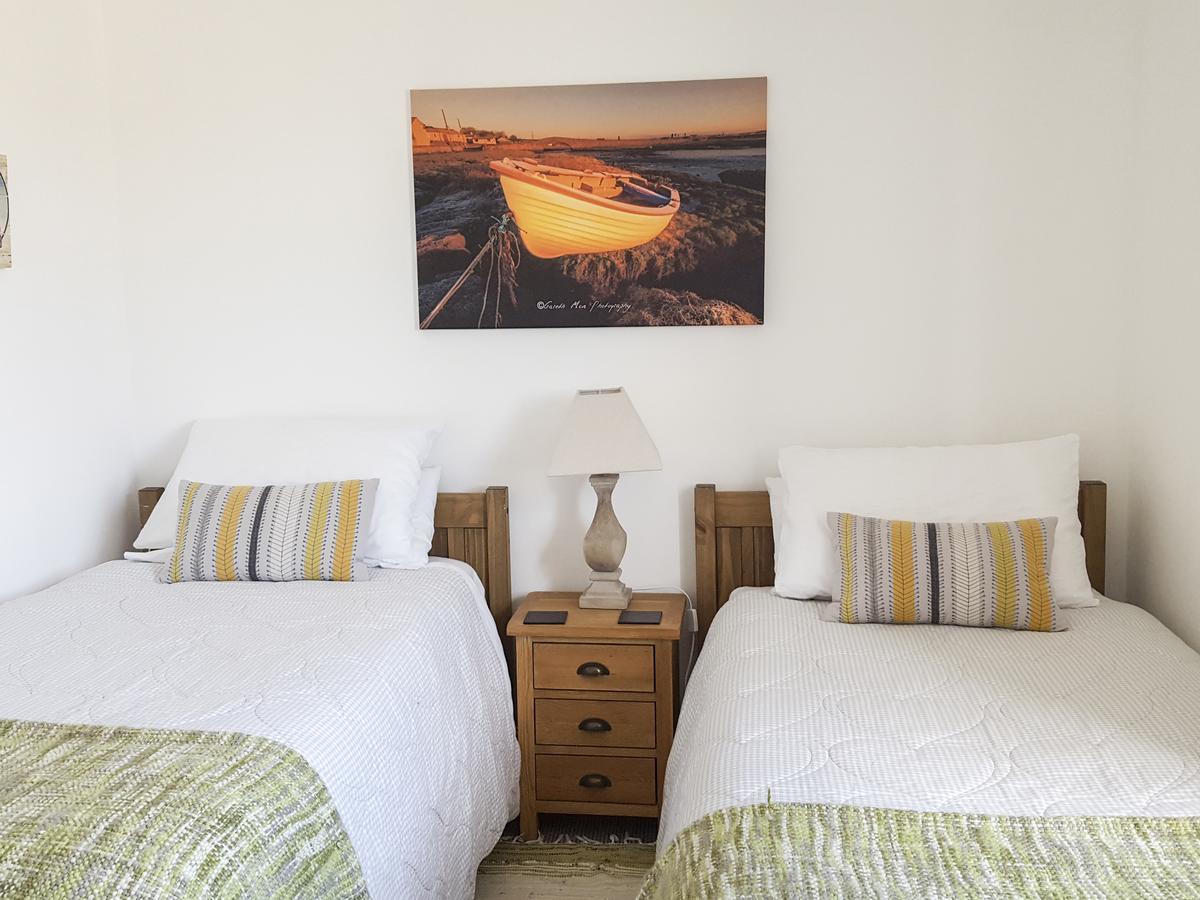 Angorfa Villa Cemaes Bay Exteriör bild